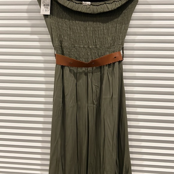 ROSE STYLE BELTED STRAPLESS DRESS WITH BROWN BELT. HIGH-LOW. MADE IN ITALY - Picture 7 of 9